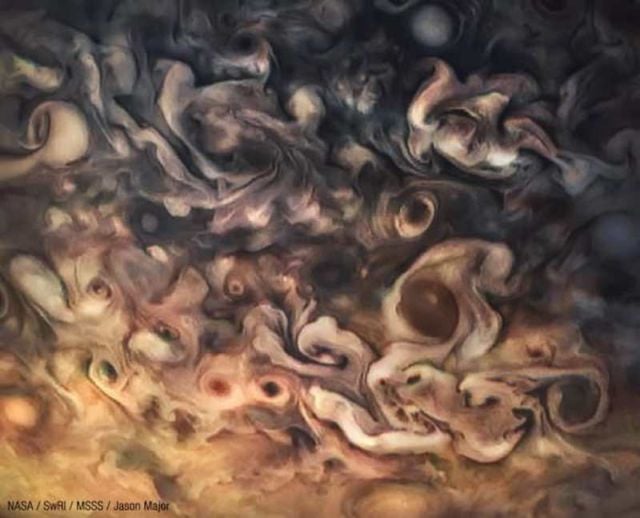 A whole new Jupiter from Juno (2)