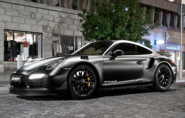 Porsche Dark Knight 911 Turbo S