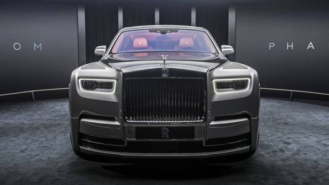 2018 Rolls-Royce Phantom VIII (7)