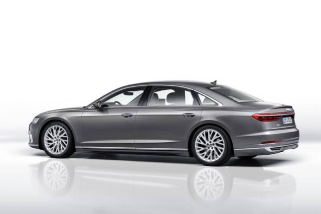 AUDI semi-autonomous A8 (7)