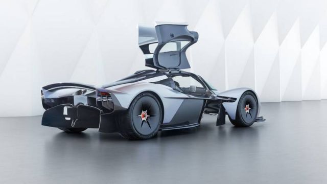 Aston Martin Valkyrie Hypercar (1)