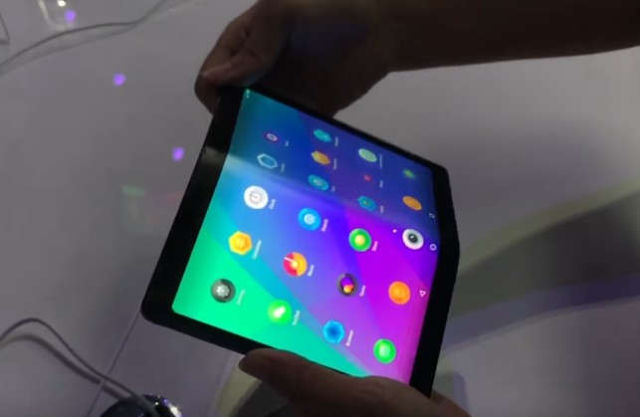 Lenovo Foldable Tablet concept