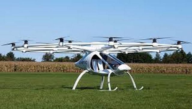 Daimler invests in flying taxi firm Volocopter (2)