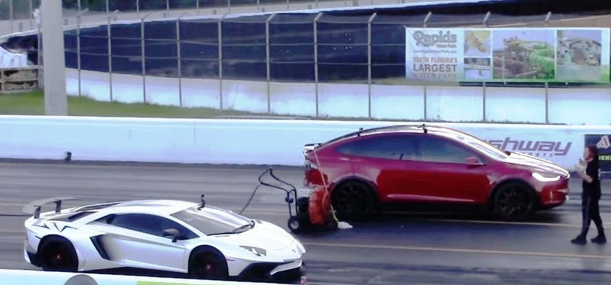 Tesla Model X P100D vs Lamborghini Aventador SV Drag Race ...