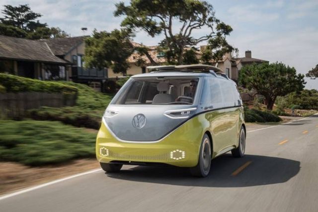 Volkswagen I.D. Buzz autonomous electric Kombi van (8)