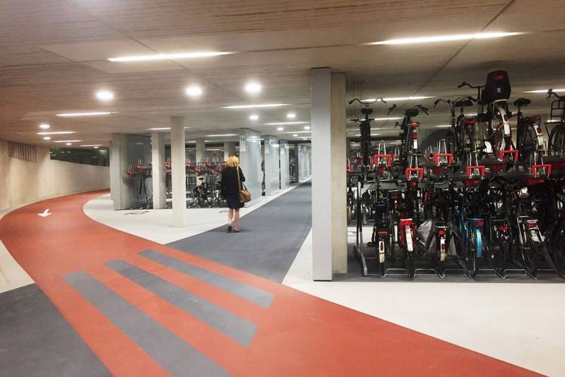World’s largest Bike parking garage (6)