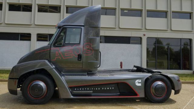 Cummins fully electric heavy-duty truck