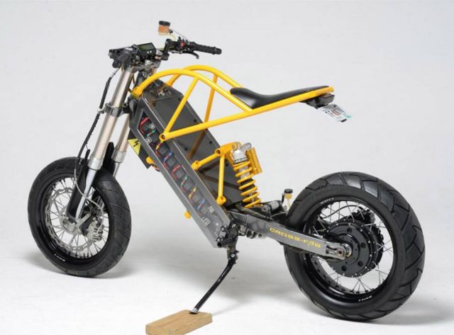 ExoDyne Electric Motorcycle (4)