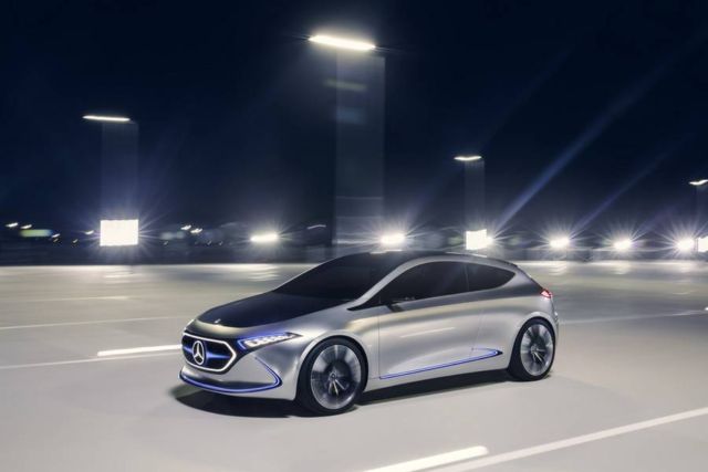 Mercedes-Benz Concept EQA (3)