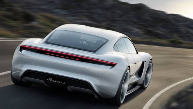 All-electric four-door Porsche Mission E (7)