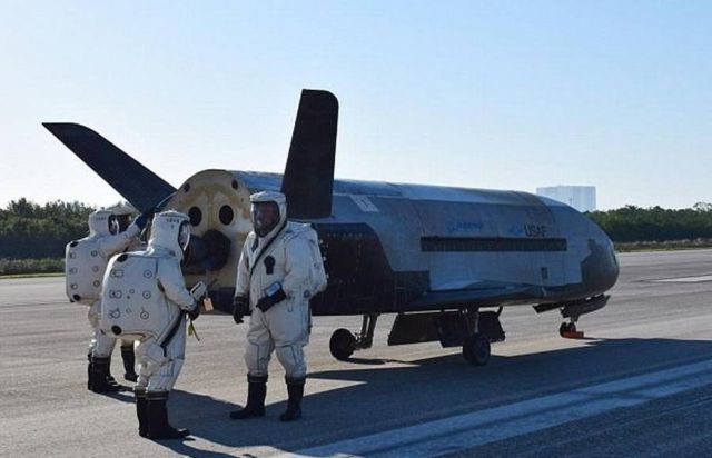SpeceX is sending to orbit the Secret US Air Force Spaceplane (4)