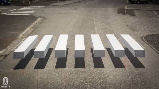 3D Zebra Crosswalk to slow down Speeding Cars