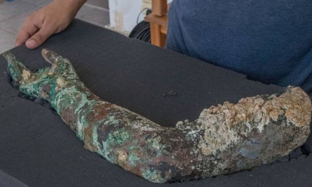 A Bronze Arm from the Antikythera Shipwreck discovered