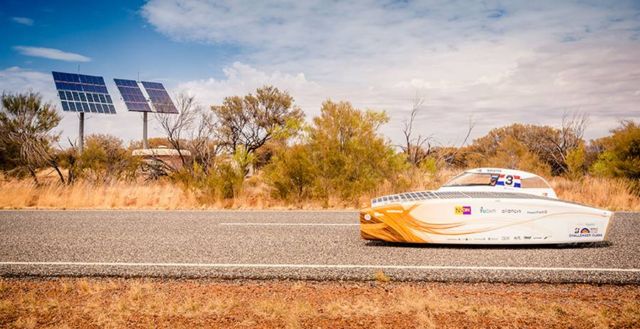 Nuon Solar Team World Champion Solar Car Racing winner (4)