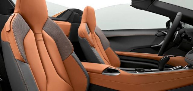 2019 BMW i8 Roadster (2)