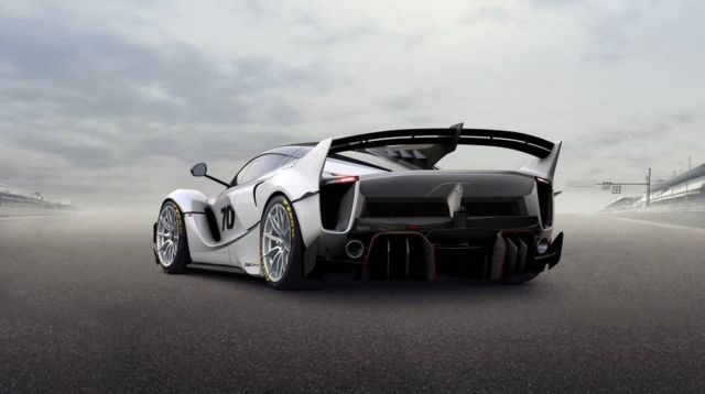 Ferrari FXX-K Evo supercar (3)