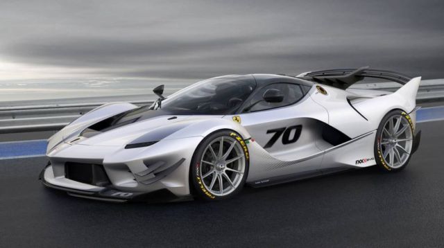 Ferrari FXX-K Evo supercar (2)