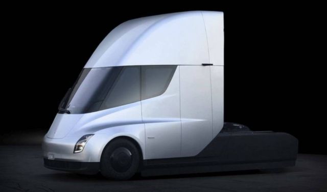 Electric Tesla Semi Truck (4)