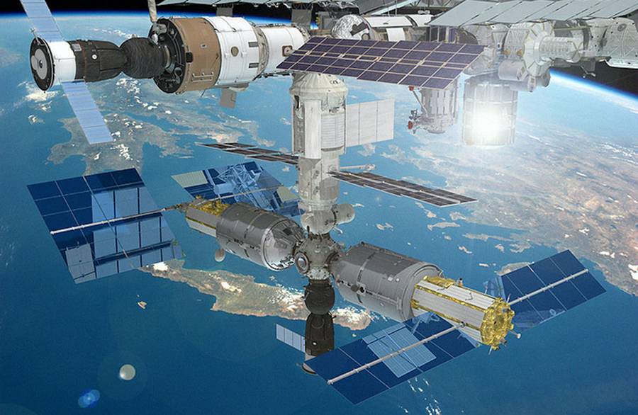 Russia to build a Luxury Hotel on the Space Station