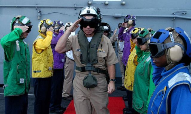 The color-coded uniforms of US Aircraft Carrier Crews (10)