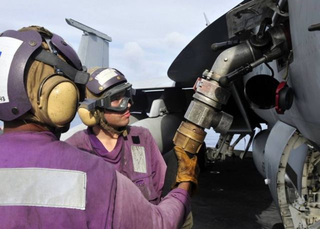 The color-coded uniforms of US Aircraft Carrier Crews (3)