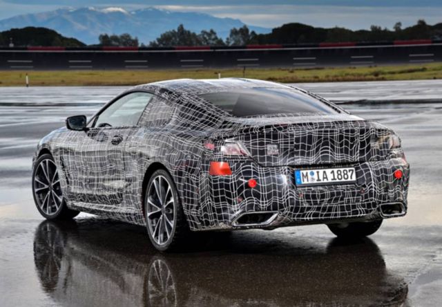 BMW tests the new 8 series (1)