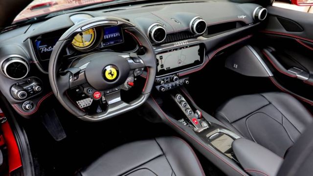 Ferrari Portofino (4)