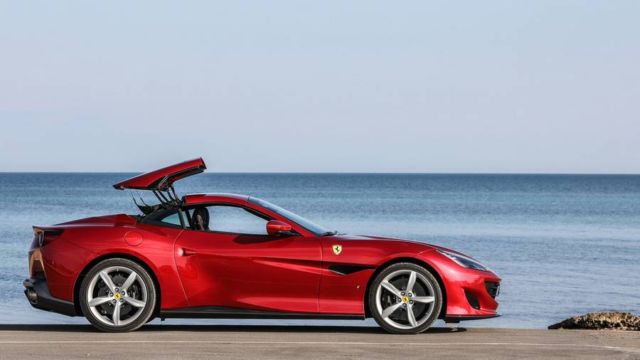 Ferrari Portofino (5)