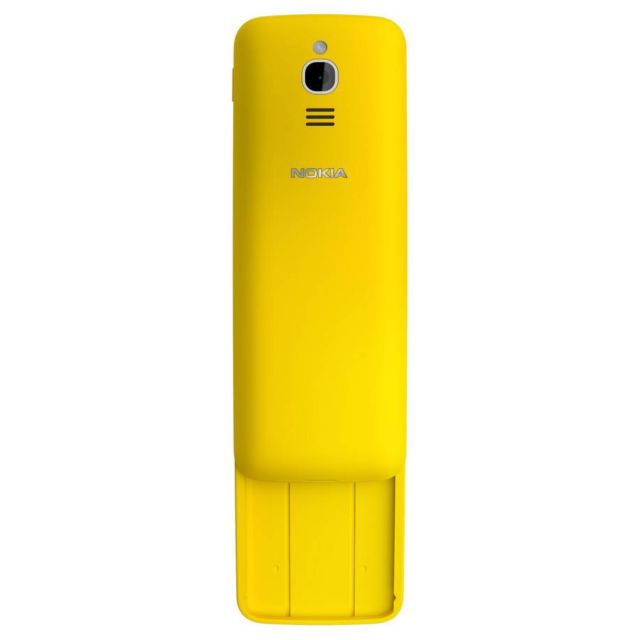 New Nokia 8110 banana phone (1)