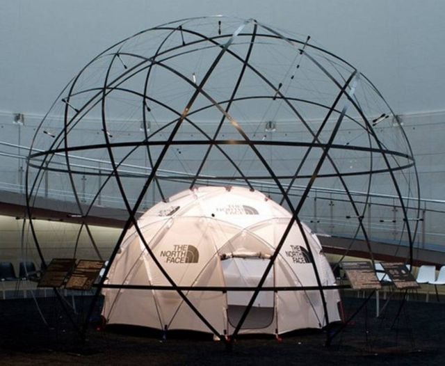 The North Face ‘Geodome 4’ tent (2)