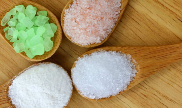 9 Signs you're eating too Much Salt