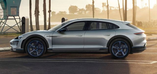 Porsche Mission E Cross Turismo CUV (12)