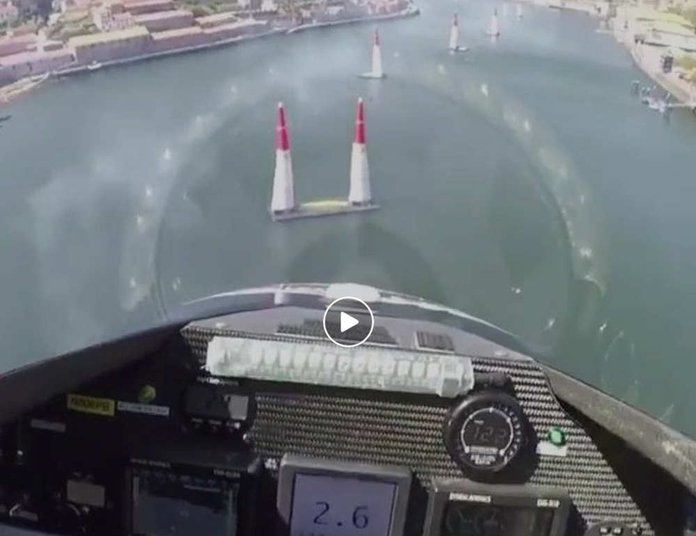 Red Bull Air Race breathtaking cockpit view