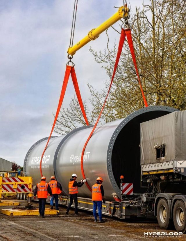 First Commercial Hyperloop System in the UAE (2)