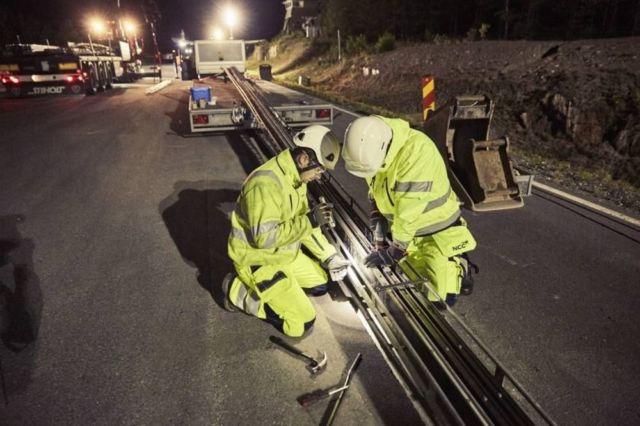 World's first electric road in Sweden