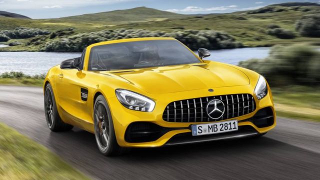 The new Mercedes-AMG GT S Roadster 