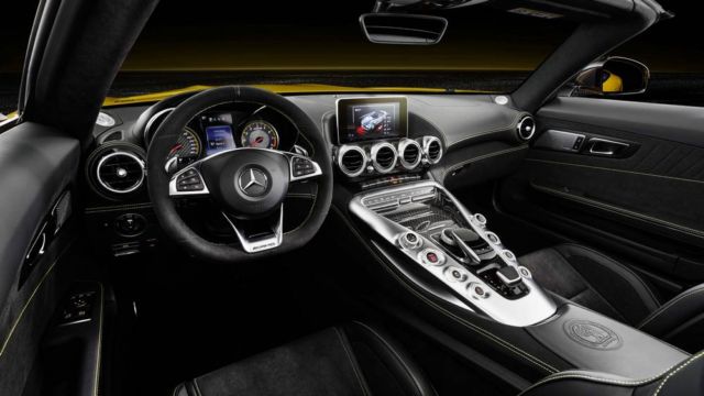 The new Mercedes-AMG GT S Roadster (6)