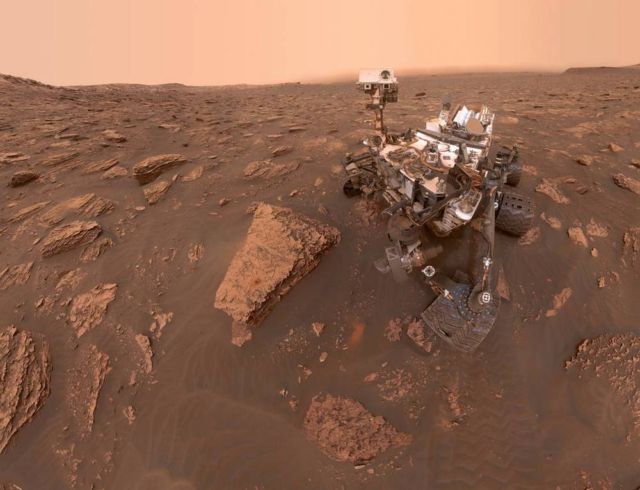 Martian Dust Storm Grows Global 