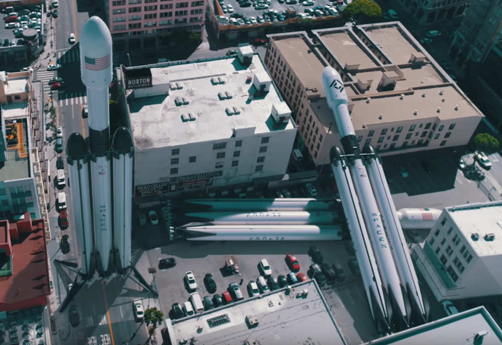 This is how Big SpaceX Rockets really are