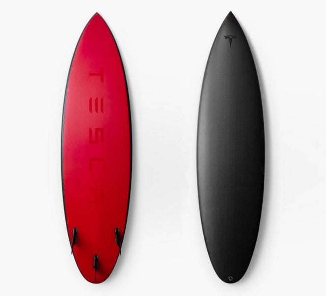 Tesla Surfboard (4)