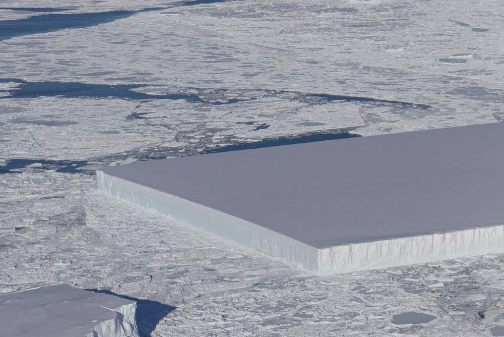 A Giant Perfect Rectangular Antarctic Iceberg