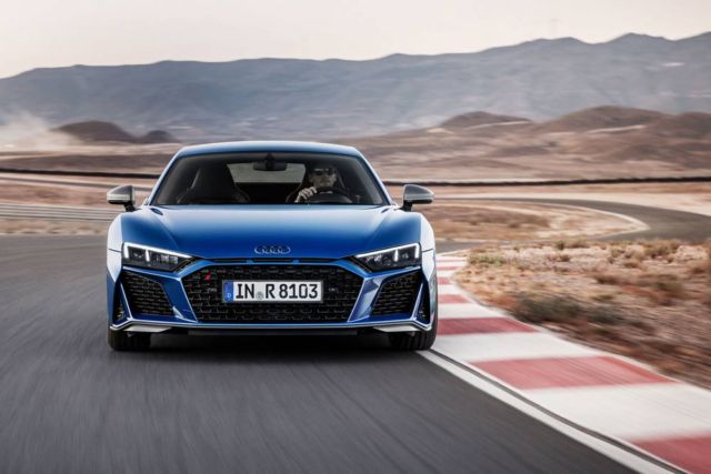 Extensive update for Audi R8 (11)