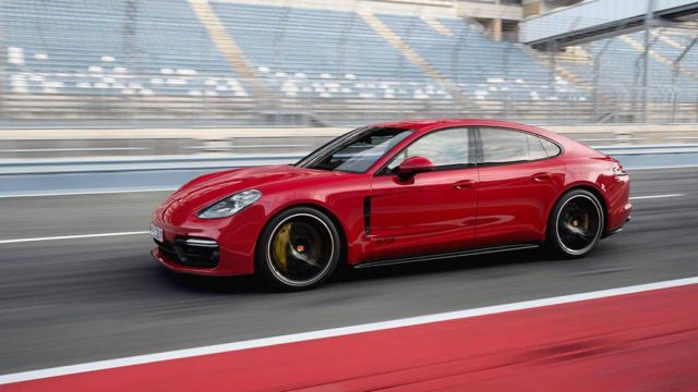 New Porsche Panamera GTS (5)