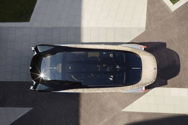 Renault's EZ-Ultimo Self-driving Luxury concept (5)