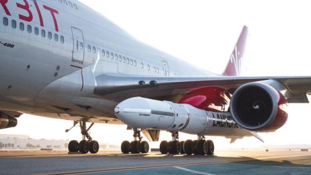 Virgin Orbit's LauncherOne meets Cosmic Girl 747