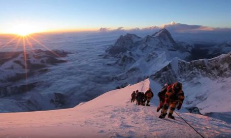 Everest - The Summit Climb | WordlessTech