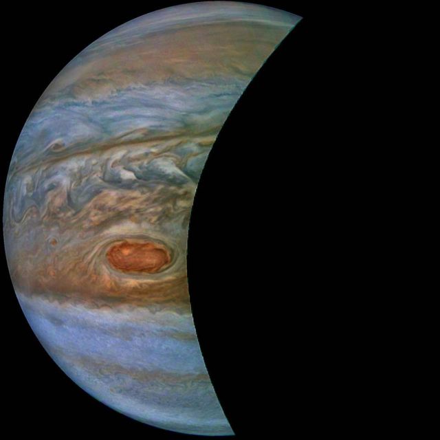 New NASA's stunning Jupiter pictures