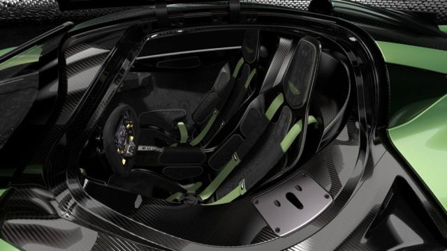 Aston Martin Valkyrie AMR Track Performance Pack (7)