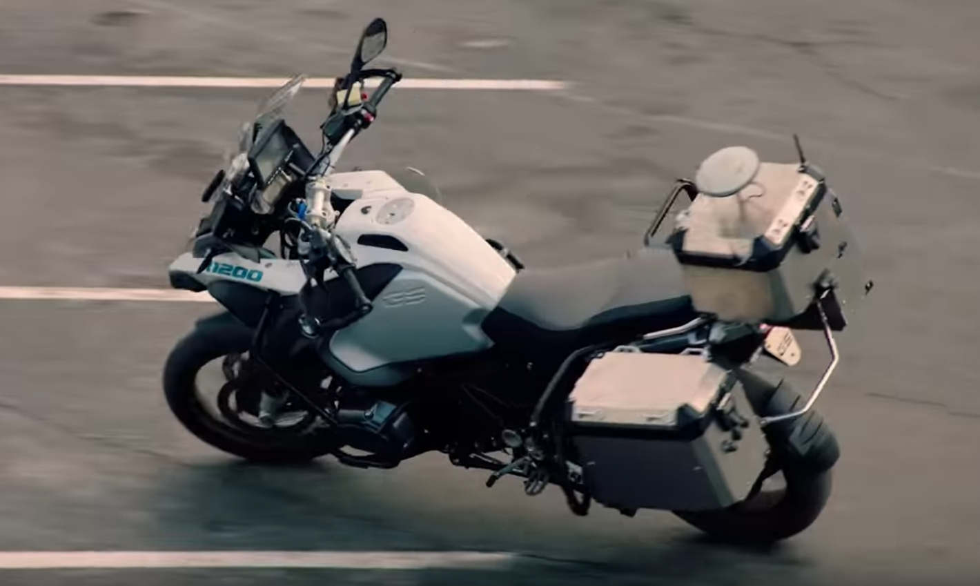 BMW Self-Riding motorcycle in a video
