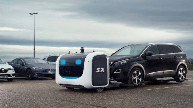 Stan- the first Outdoor Valet Parking robot